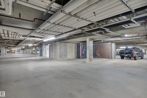 243 6079 Maynard Way, Edmonton, AB - Indoor Photo Showing Garage