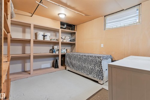 10707 129 Street, Edmonton, AB - Indoor