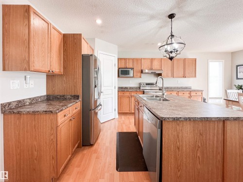 36 Eastgate Way, St. Albert, AB - Indoor Photo Showing Kitchen With Double Sink