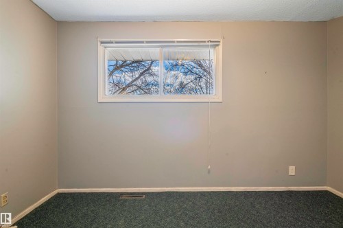 53 Garden Crescent, St. Albert, AB - Indoor Photo Showing Other Room
