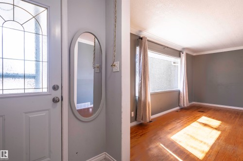 53 Garden Crescent, St. Albert, AB - Indoor Photo Showing Other Room