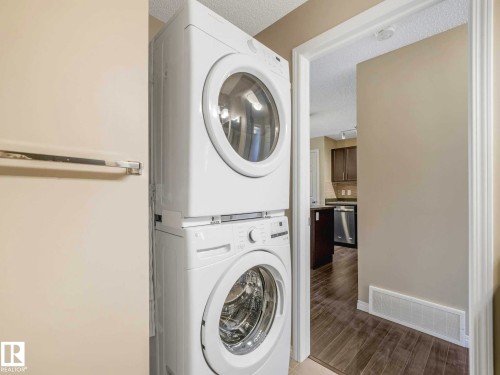 24 4029 Orchards Drive, Edmonton, AB - Indoor Photo Showing Laundry Room