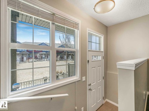 24 4029 Orchards Drive, Edmonton, AB - Indoor Photo Showing Other Room