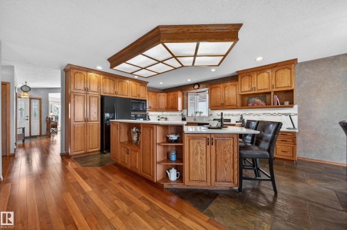 474 Riverpark Drive, Fort Saskatchewan, AB - Indoor Photo Showing Kitchen