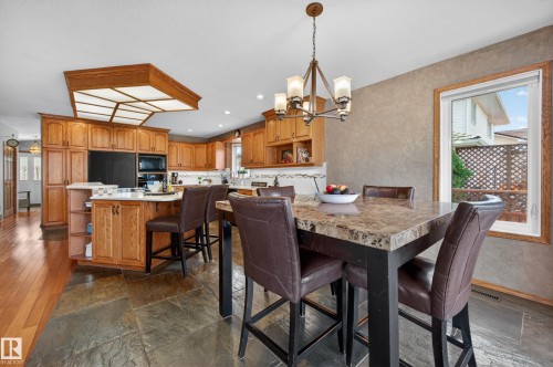 474 Riverpark Drive, Fort Saskatchewan, AB - Indoor Photo Showing Dining Room