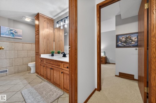 474 Riverpark Drive, Fort Saskatchewan, AB - Indoor Photo Showing Bathroom