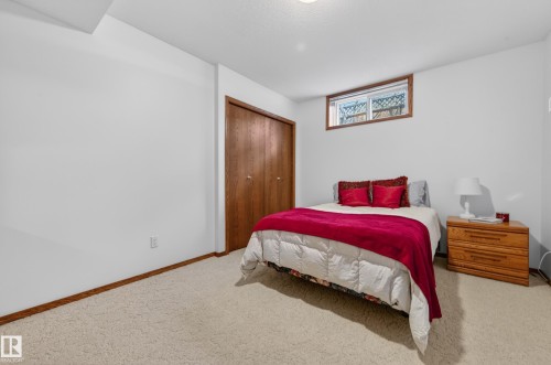 474 Riverpark Drive, Fort Saskatchewan, AB - Indoor Photo Showing Bedroom