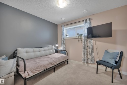 309 401 Southfork Drive, Leduc, AB - Indoor Photo Showing Bedroom