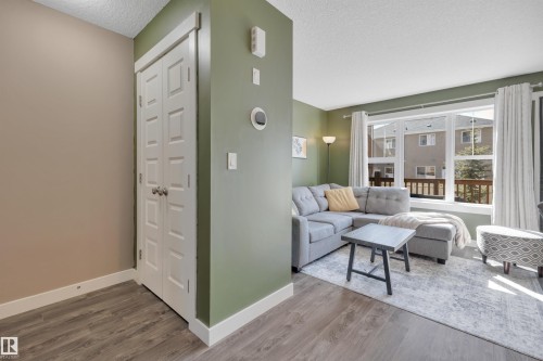 309 401 Southfork Drive, Leduc, AB - Indoor Photo Showing Living Room