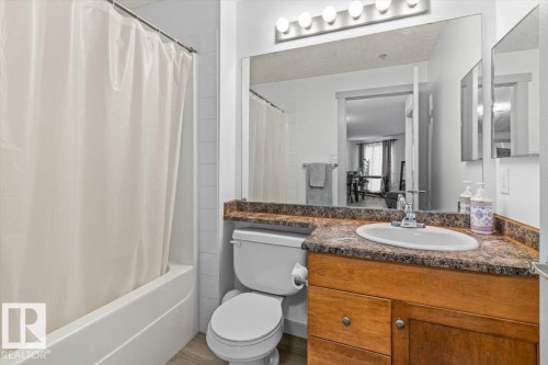 1110 330 Clareview Station Drive, Edmonton, AB - Indoor Photo Showing Bathroom