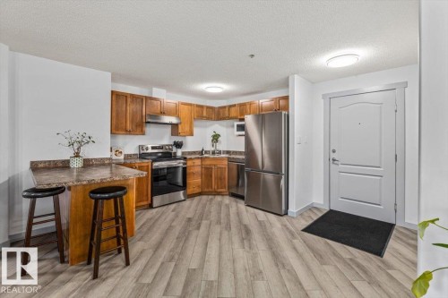 1110 330 Clareview Station Drive, Edmonton, AB - Indoor Photo Showing Kitchen