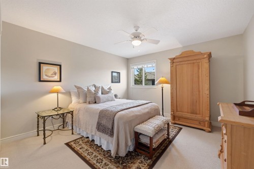 607 Dartmouth Point(E), Edmonton, AB - Indoor Photo Showing Bedroom
