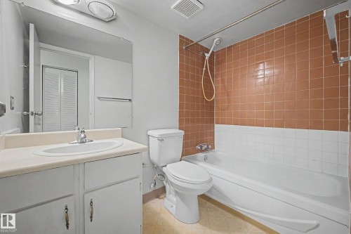 608 10125 109 Street, Edmonton, AB - Indoor Photo Showing Bathroom