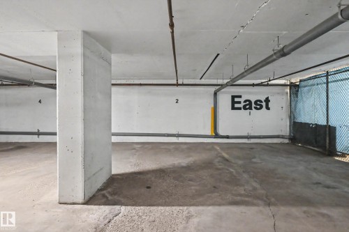 608 10125 109 Street, Edmonton, AB - Indoor Photo Showing Garage