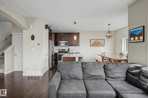 9483 227 Street, Edmonton, AB - Indoor Photo Showing Living Room