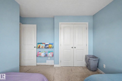 9483 227 Street, Edmonton, AB - Indoor Photo Showing Bedroom