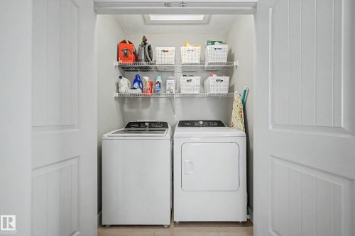 9483 227 Street, Edmonton, AB - Indoor Photo Showing Laundry Room