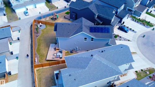 Contemporary residential architecture with solar panels on the roof - 1450 Darby Green, Edmonton, AB - Outdoor With View