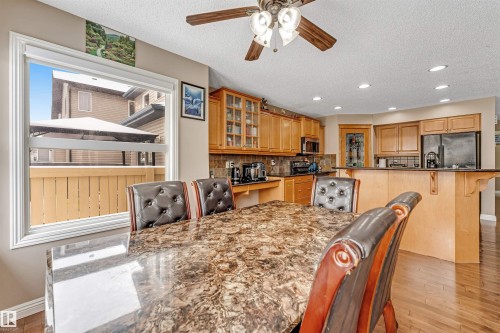 3236 26 Avenue, Edmonton, AB - Indoor Photo Showing Dining Room
