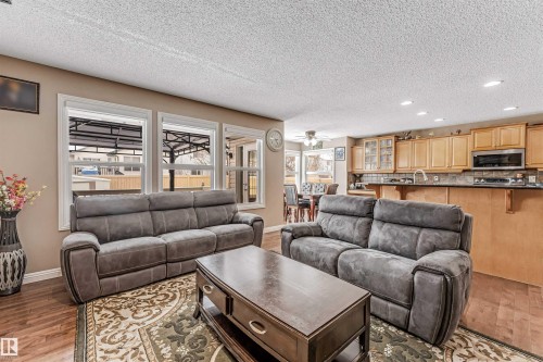 3236 26 Avenue, Edmonton, AB - Indoor Photo Showing Living Room