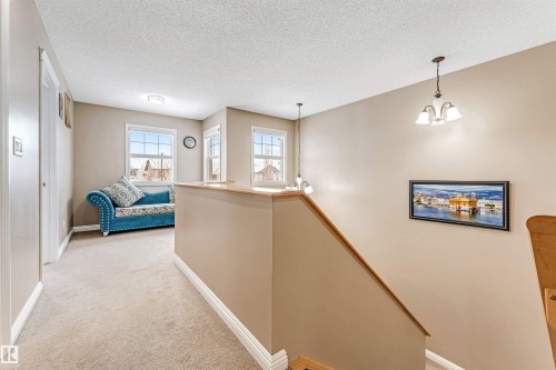 3236 26 Avenue, Edmonton, AB - Indoor Photo Showing Other Room