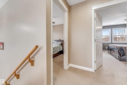 3236 26 Avenue, Edmonton, AB - Indoor Photo Showing Other Room