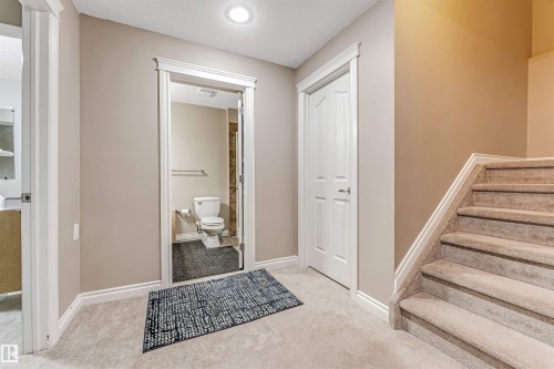 3236 26 Avenue, Edmonton, AB - Indoor Photo Showing Other Room