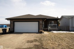 5121 52 Ave St. Paul Town, AB T0A 3A1