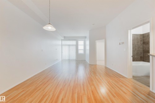 405 10531 117 Street, Edmonton, AB - Indoor Photo Showing Other Room