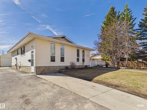 8919 95 Avenue, Fort Saskatchewan, AB - Outdoor