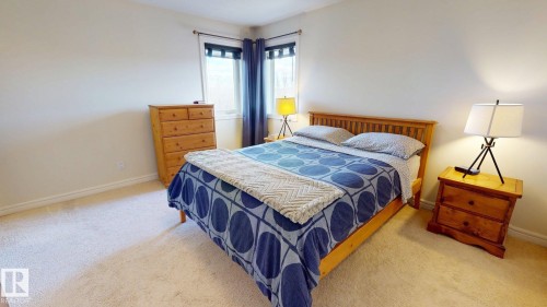 34 Vale Terrace, Fort Saskatchewan, AB - Indoor Photo Showing Bedroom