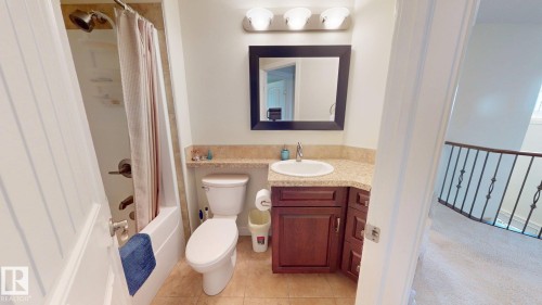 34 Vale Terrace, Fort Saskatchewan, AB - Indoor Photo Showing Bathroom