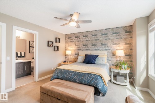 2819 Maple Way, Edmonton, AB - Indoor Photo Showing Bedroom