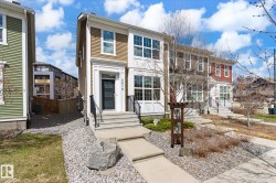 2819 MAPLE Way  Edmonton, AB T6T 0Z7