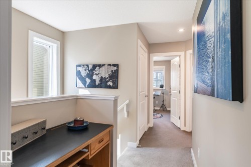 2819 Maple Way, Edmonton, AB - Indoor Photo Showing Other Room