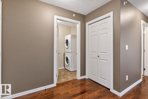 404 2204 44 Avenue, Edmonton, AB - Indoor
