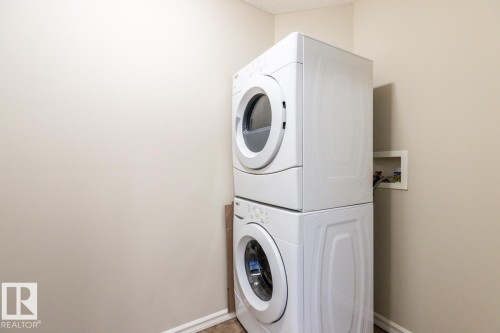 404 2204 44 Avenue, Edmonton, AB - Indoor Photo Showing Laundry Room