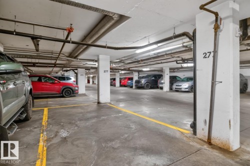404 2204 44 Avenue, Edmonton, AB - Indoor Photo Showing Garage