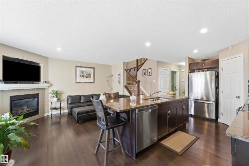 3039 Harvey Cr, Edmonton, AB - Indoor With Fireplace