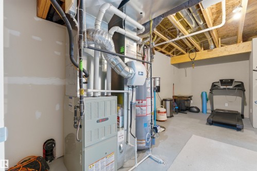 3039 Harvey Cr, Edmonton, AB - Indoor Photo Showing Basement