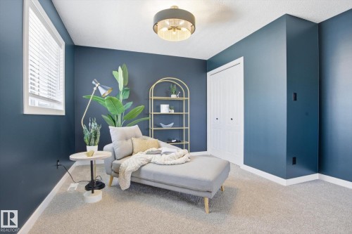 7 Hawthorne Crescent, St. Albert, AB - Indoor Photo Showing Bedroom