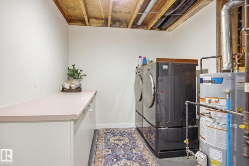 7 Hawthorne Crescent, St. Albert, AB - Indoor Photo Showing Laundry Room