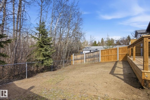 7 Hawthorne Crescent, St. Albert, AB - Outdoor