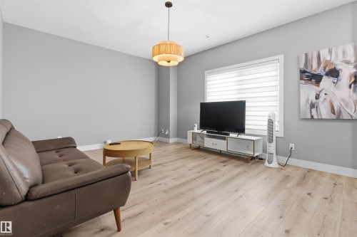 99 804 Welsh Drive, Edmonton, AB - Indoor