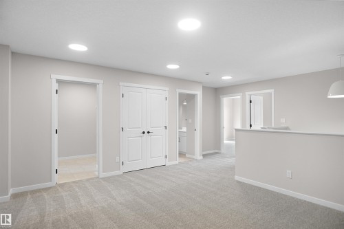 7113 51 Avenue, Beaumont, AB - Indoor Photo Showing Other Room