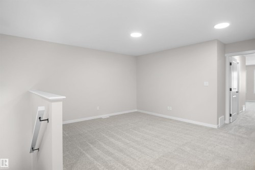7113 51 Avenue, Beaumont, AB - Indoor Photo Showing Other Room