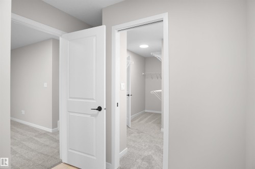 7113 51 Avenue, Beaumont, AB - Indoor Photo Showing Other Room