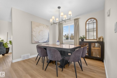 8705 92A Avenue, Edmonton, AB - Indoor Photo Showing Dining Room