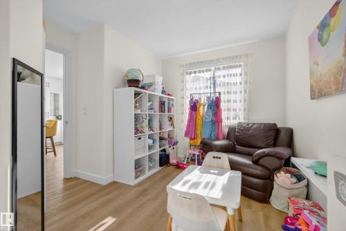 8705 92A Avenue, Edmonton, AB - Indoor