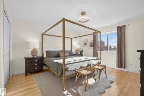 8705 92A Avenue, Edmonton, AB - Indoor Photo Showing Bedroom